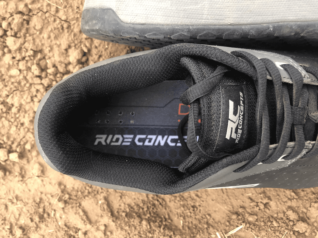 Ride Concepts Hellion Elite insole and ankle padding